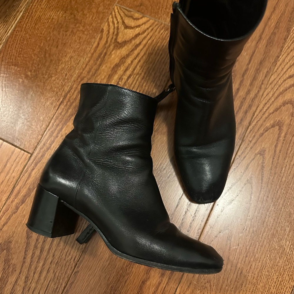 M.GEMI LEATHER BOOTIES